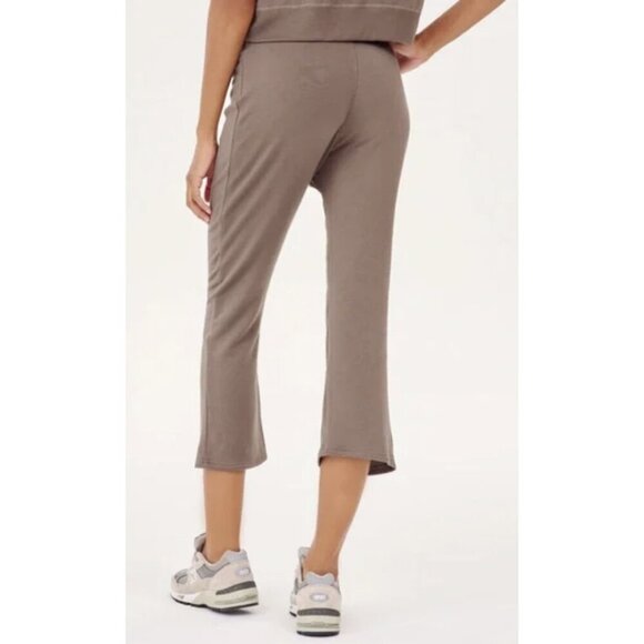 SPLITS59 Brooks Fleece Cropped Flare Pants in Lentil Athleisure Neutral Sz XS - Picture 2 of 15